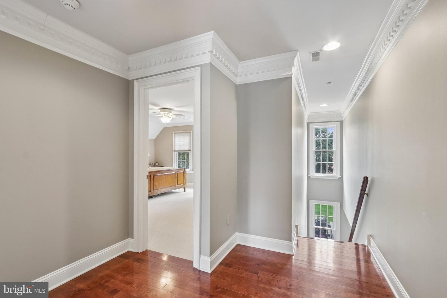 209 E Welsh Road photo 61