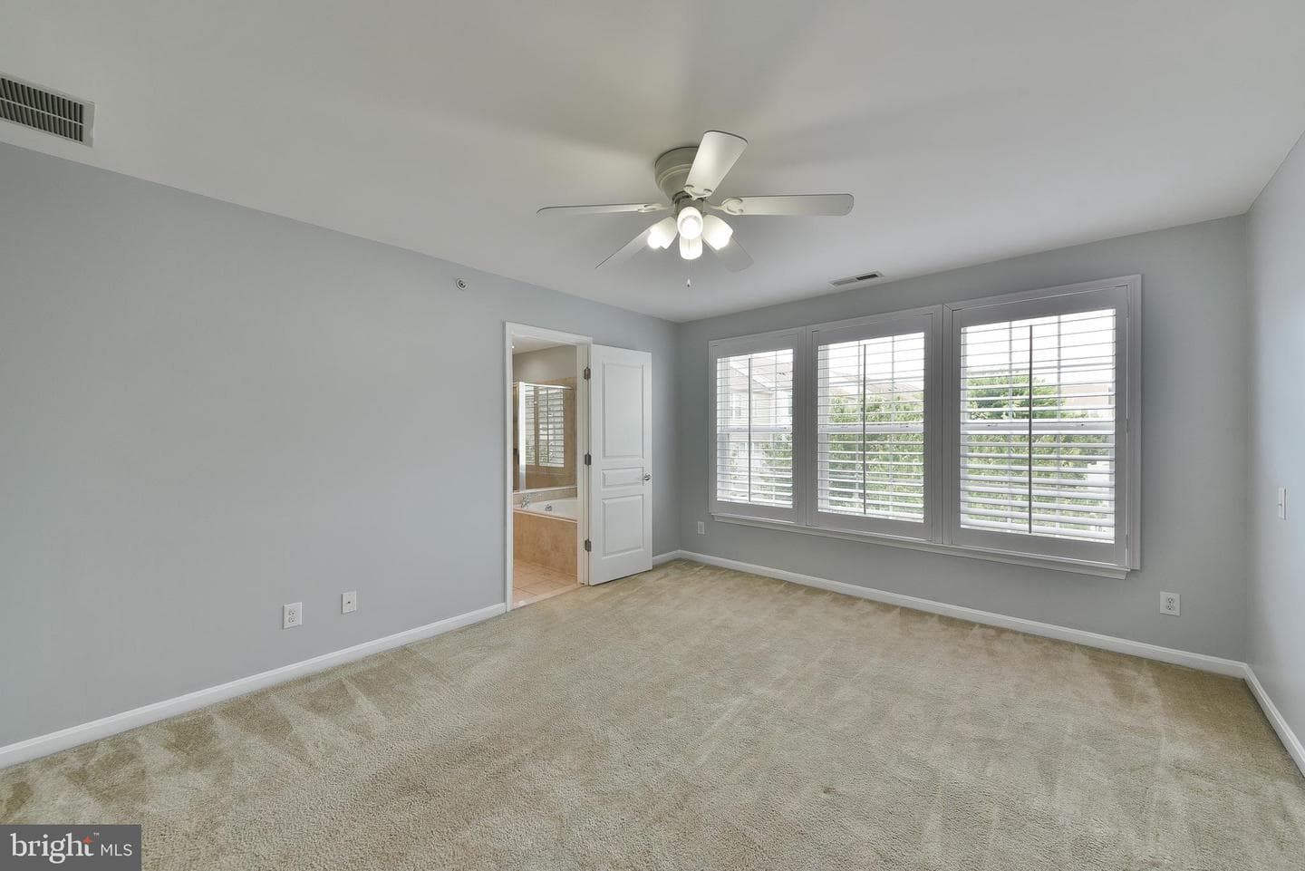 504 Ellison photo 14
