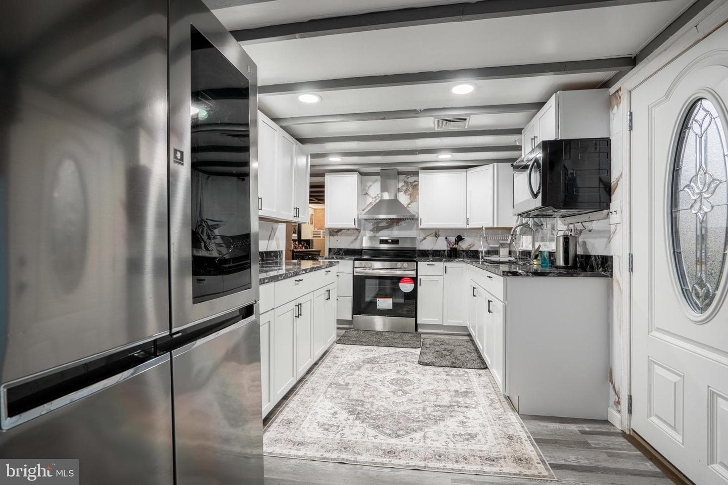 1606 N Line Street photo 11