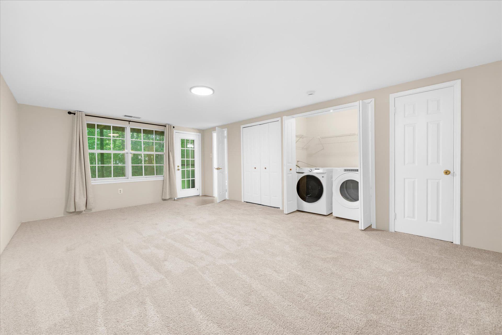 113 Macintosh Court photo 27