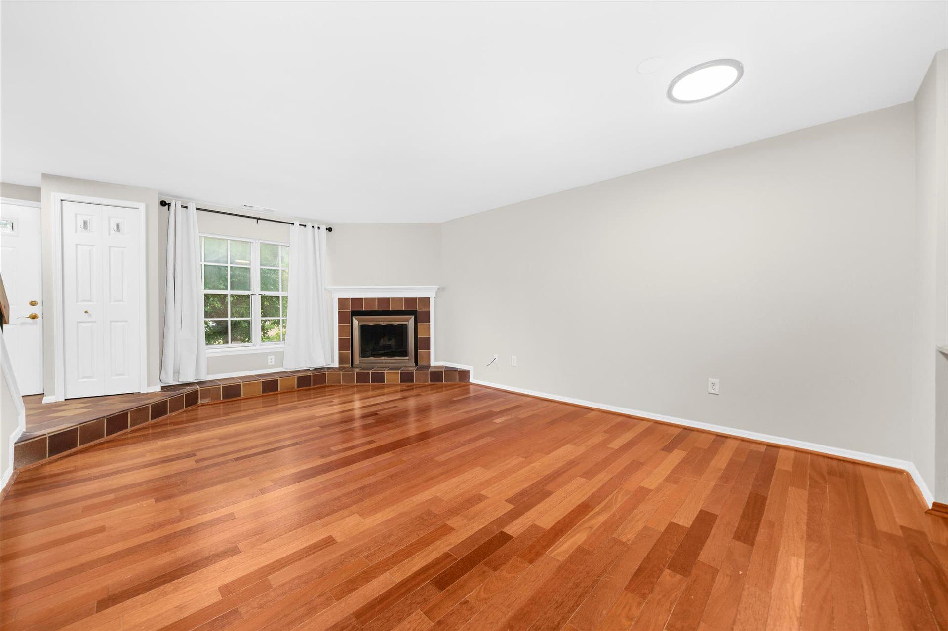 113 Macintosh Court photo 5