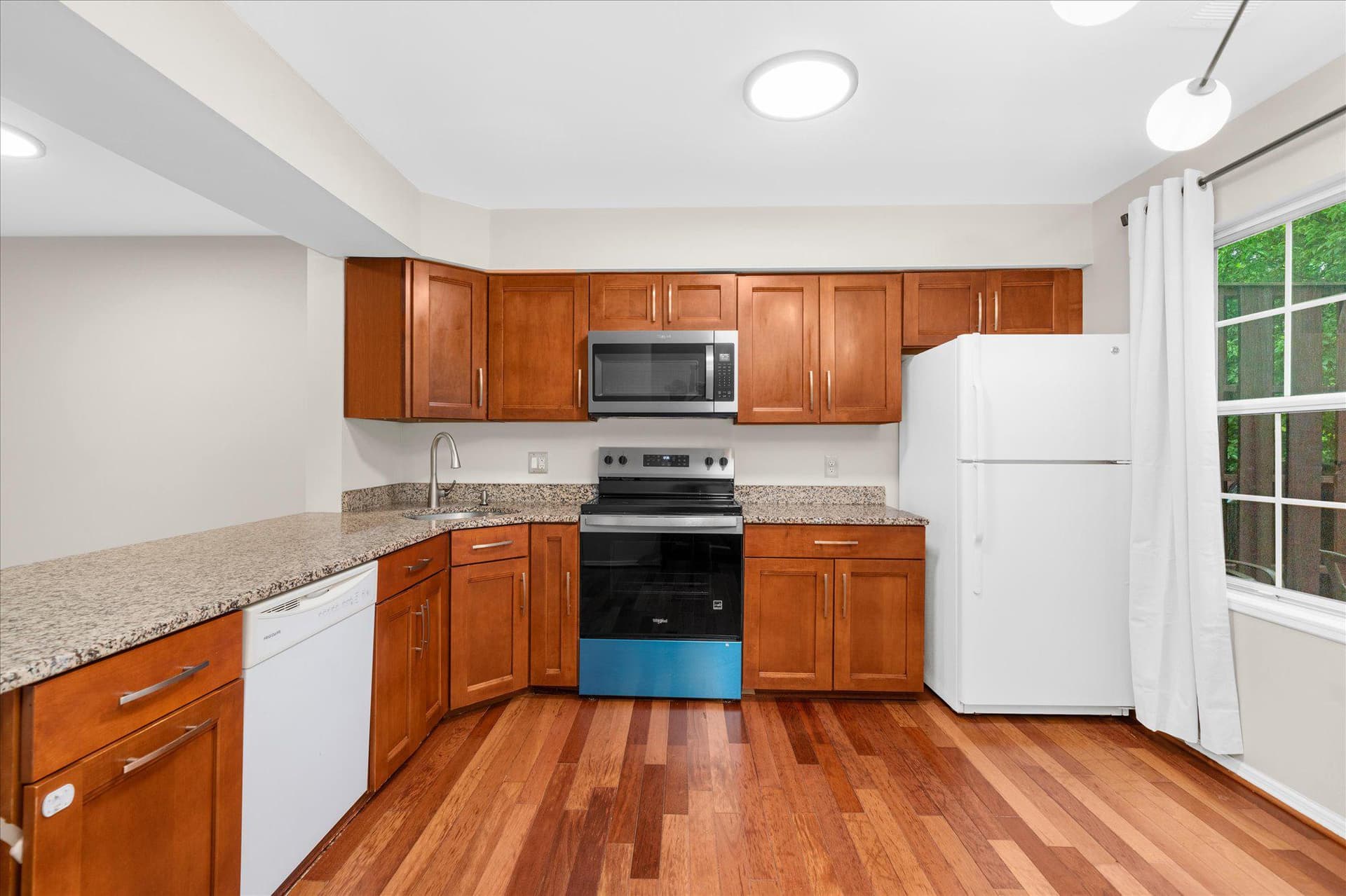 113 Macintosh Court photo 9