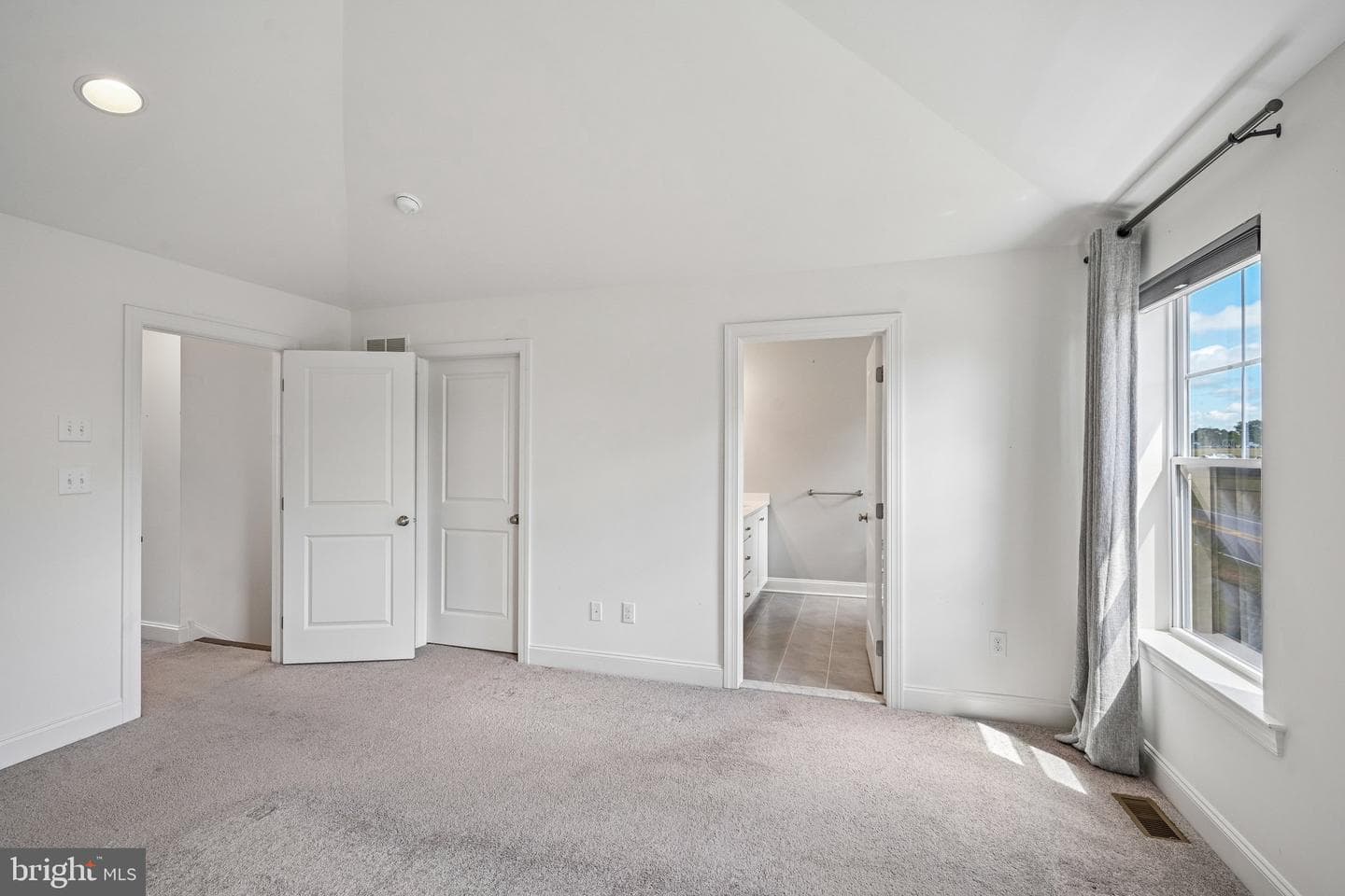 154 Larrabee Way photo 23