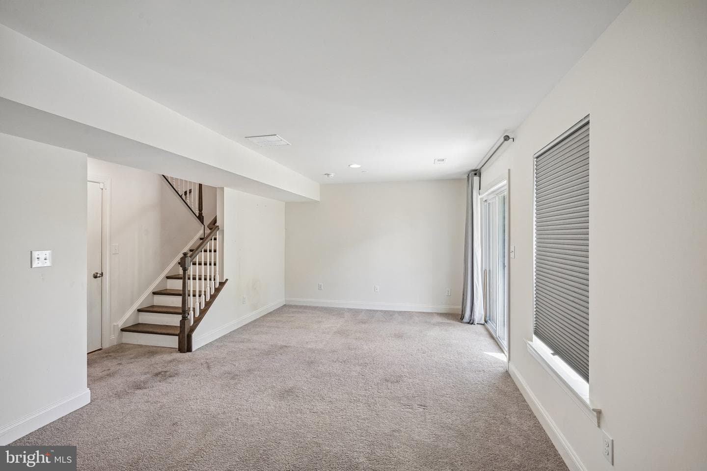 154 Larrabee Way photo 35