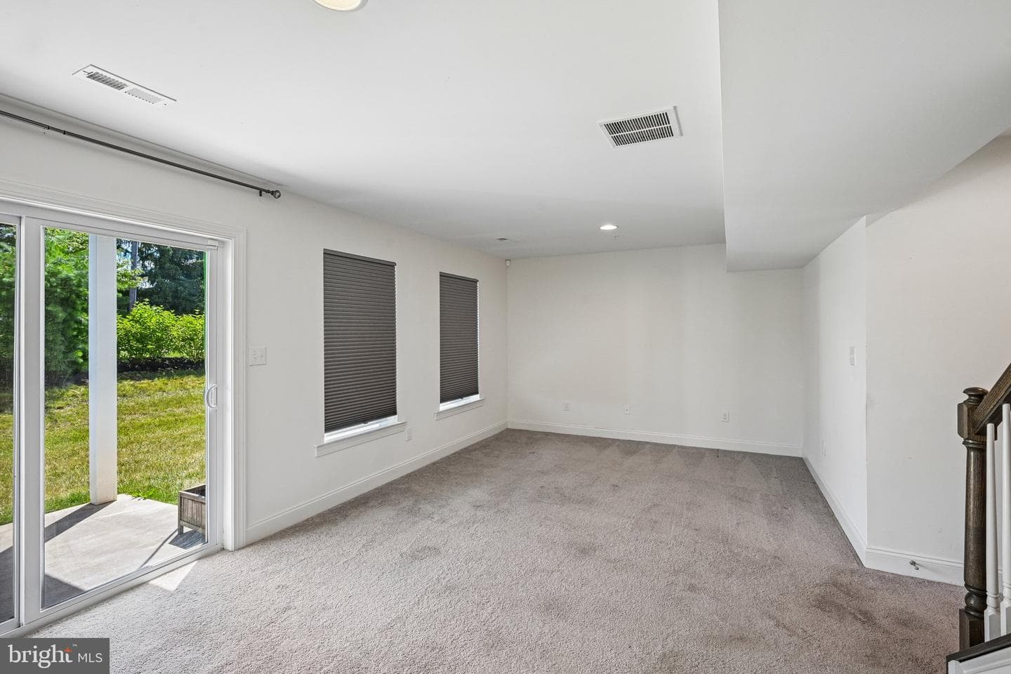 154 Larrabee Way photo 36