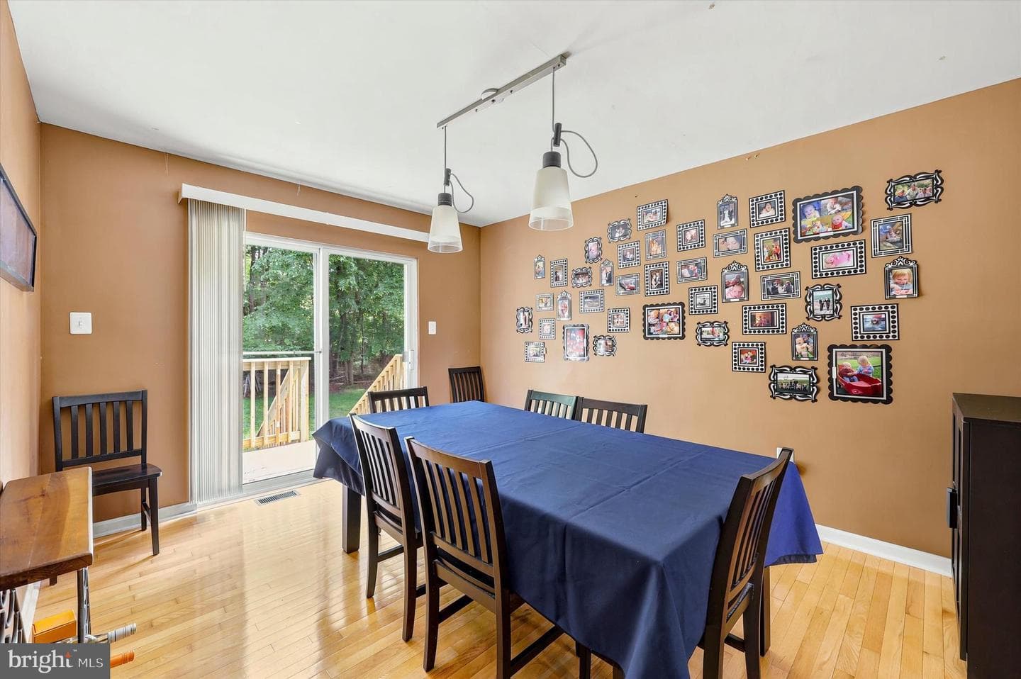 2729 Galloway Avenue photo 7