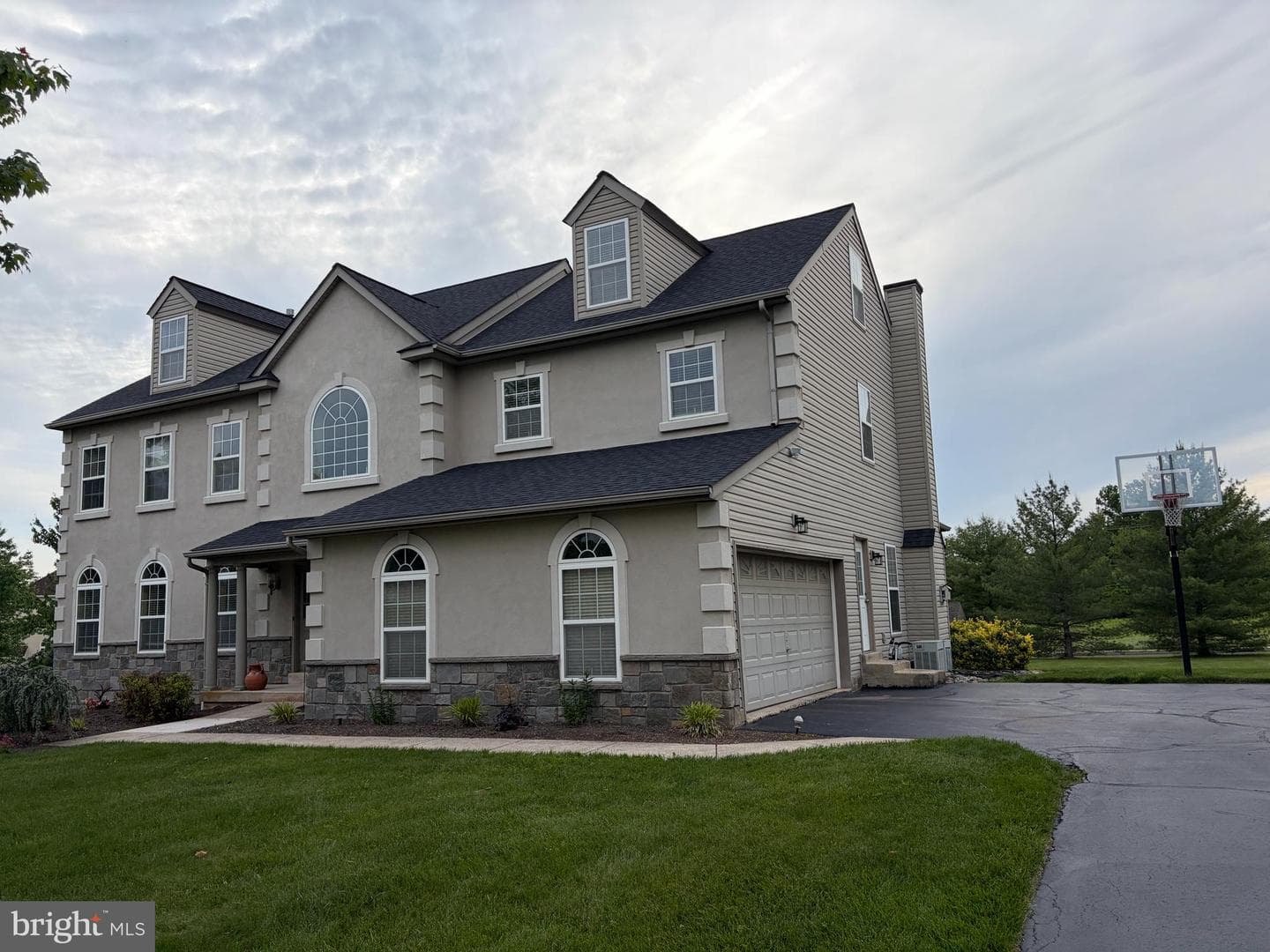 2051 Lockerbie Road, Schwenksville