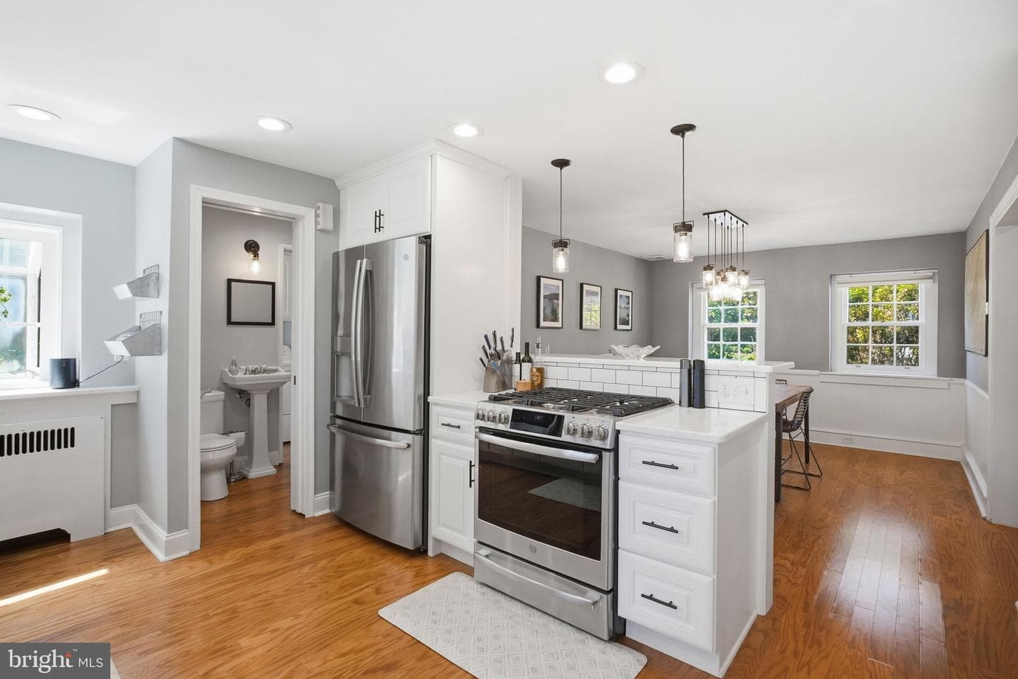 202 Hancock Avenue photo 15