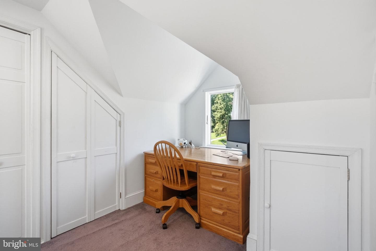 202 Hancock Avenue photo 27