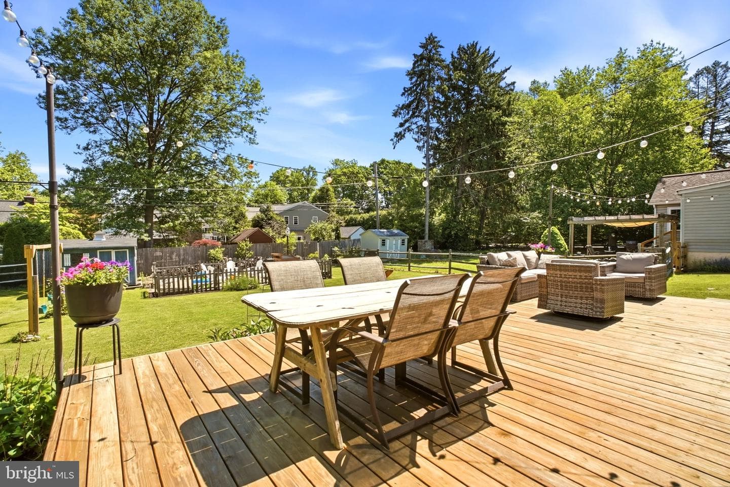 202 Hancock Avenue photo 37