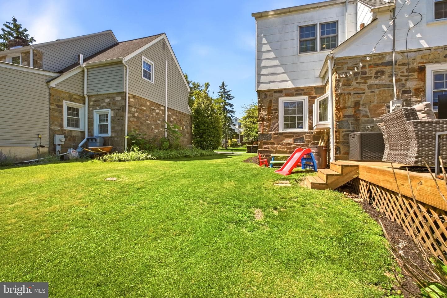 202 Hancock Avenue photo 38