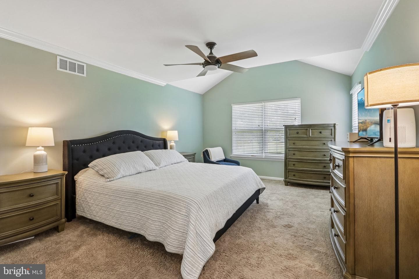 431 Country Club Drive photo 14