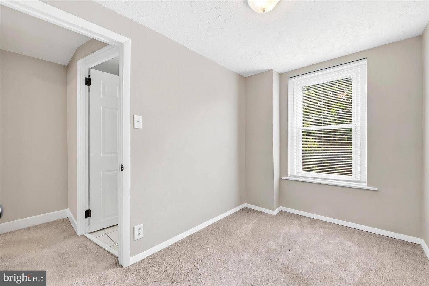 627 Spring Mill Avenue photo 18