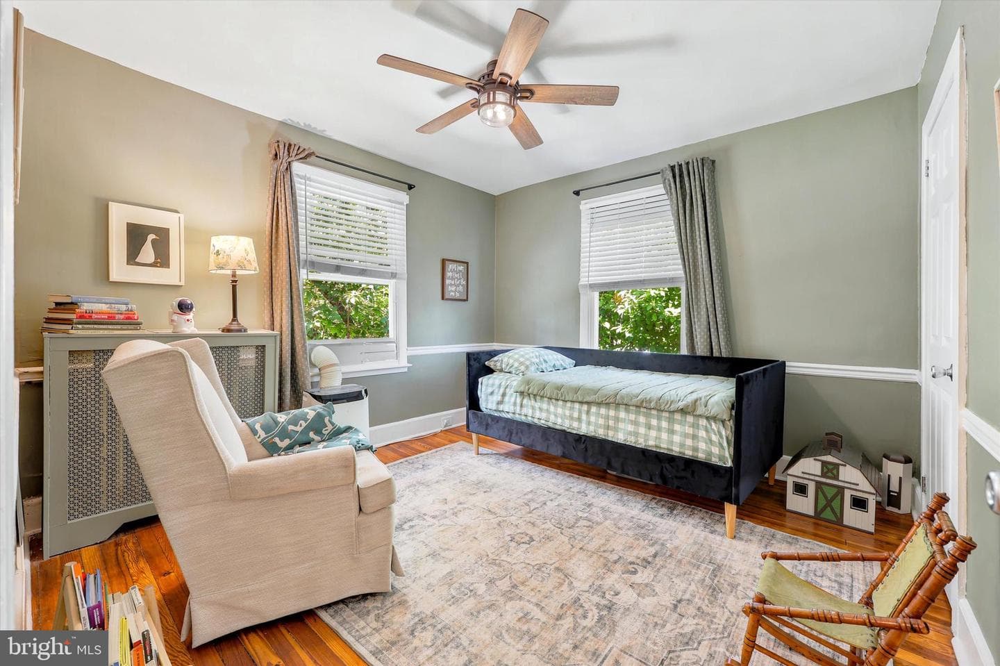 406 W Glenside Avenue photo 23