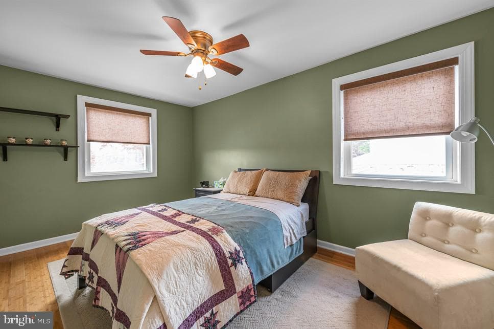 728 Caley Road photo 24