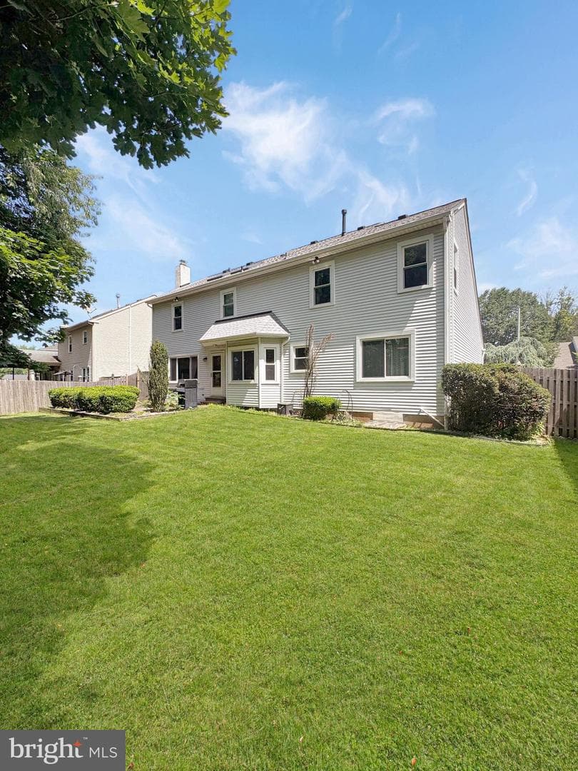 186 Freeland Drive photo 11