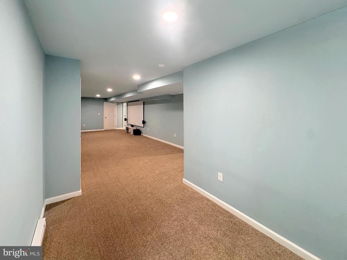 186 Freeland Drive photo 12