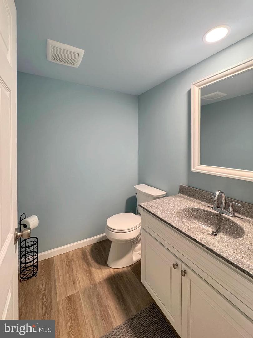 186 Freeland Drive photo 15