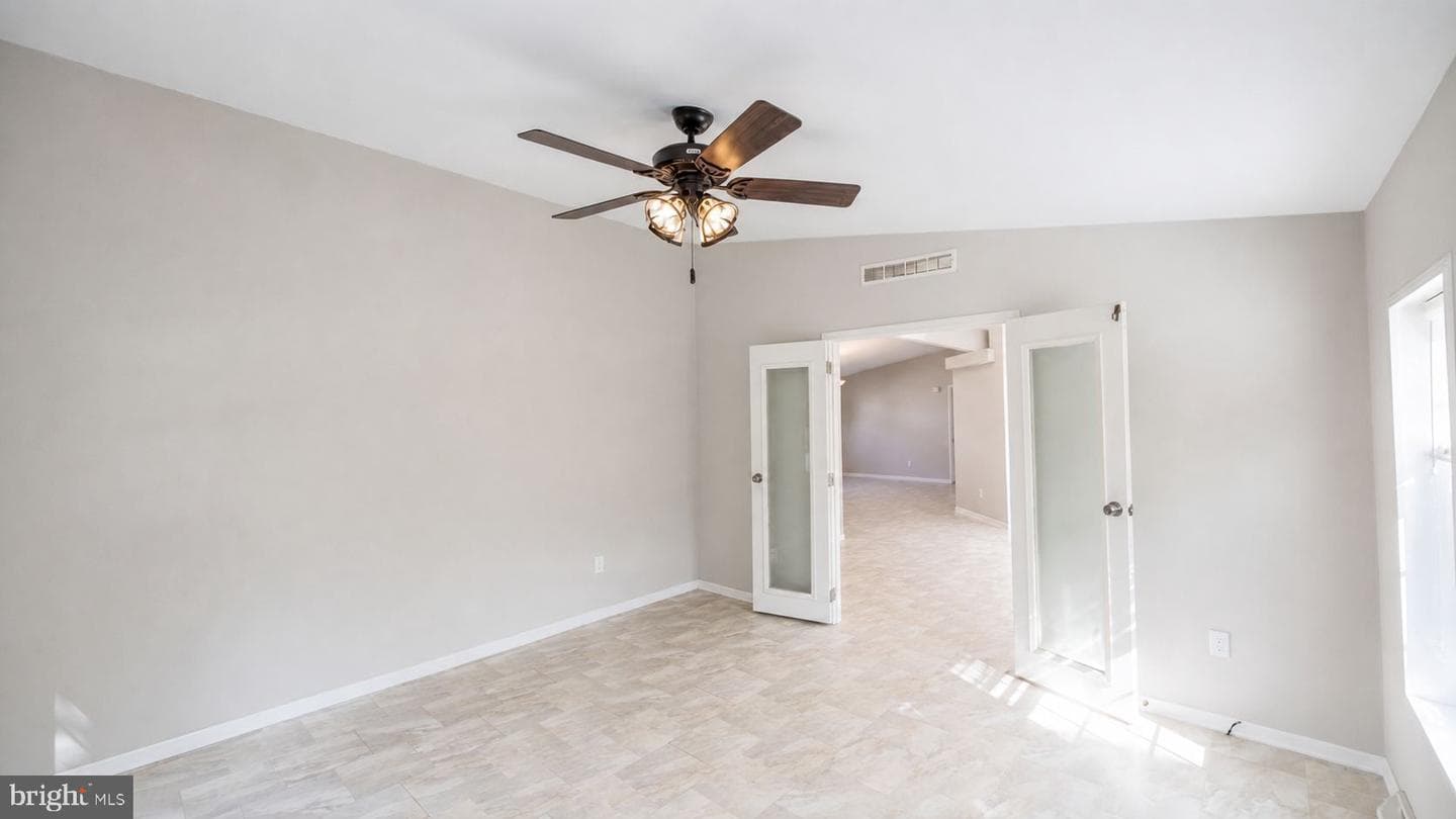201 Village Way photo 17