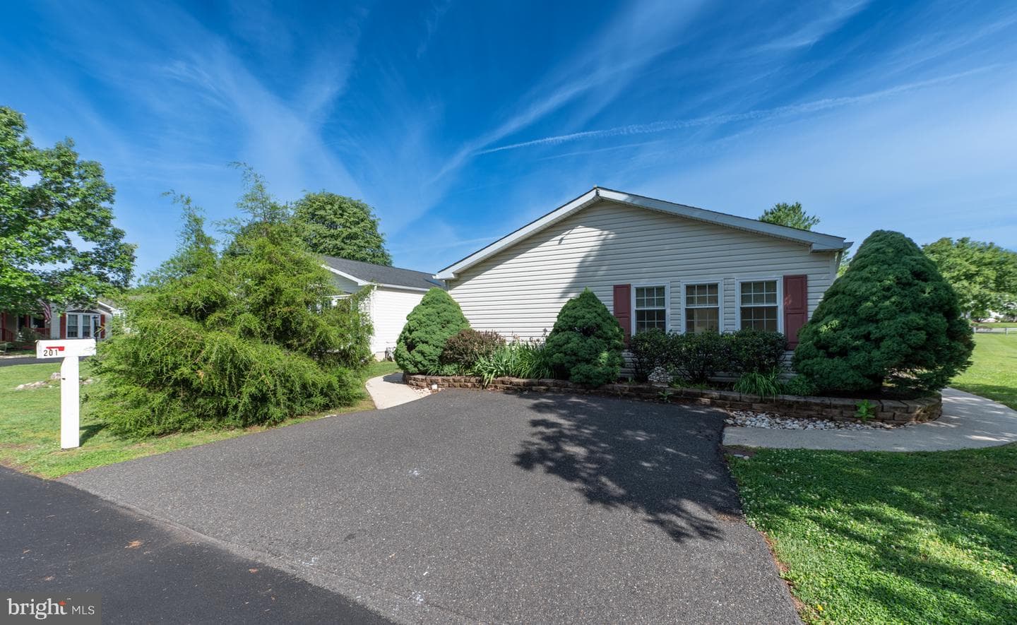 201 Village Way photo 6