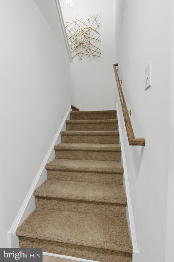 905 Riverplace Drive photo 31