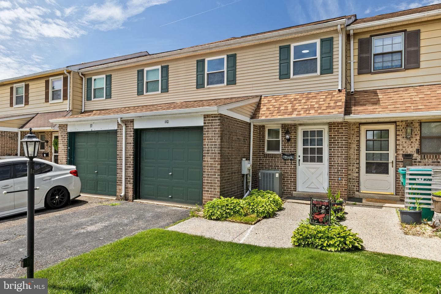 110 Orchard Court photo 3