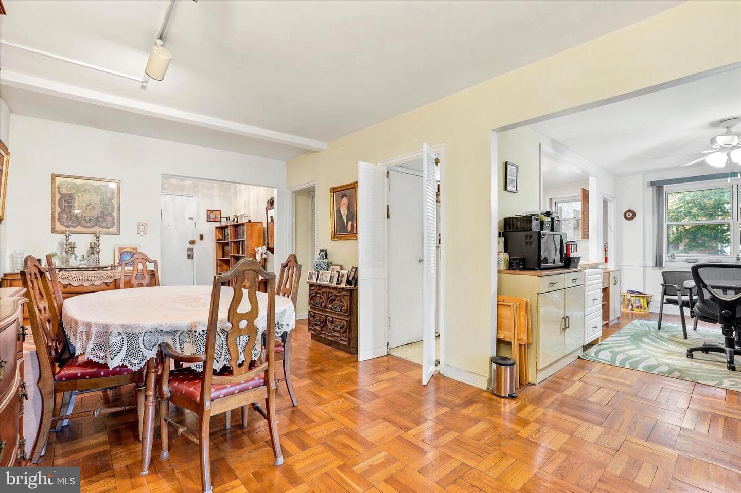40 Old Lancaster Road #307 photo 8