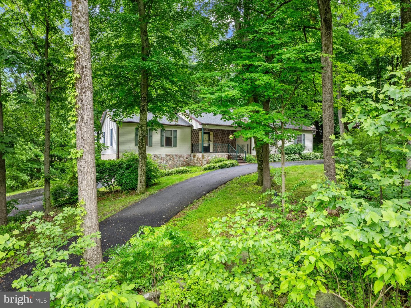 1928 Mimosa Lane photo 13