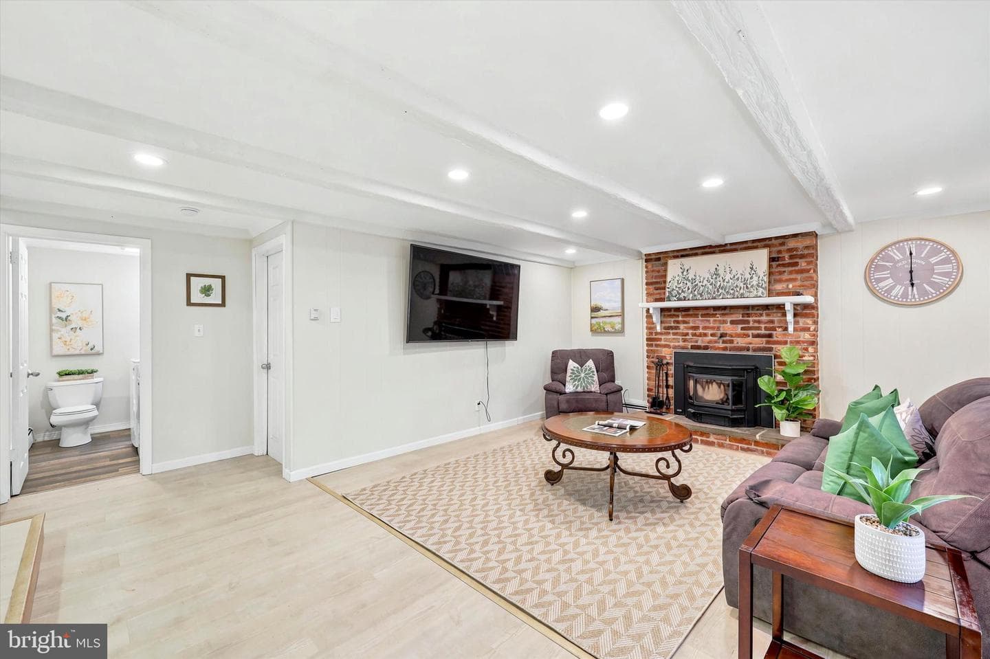 1421 Cathys Lane photo 13