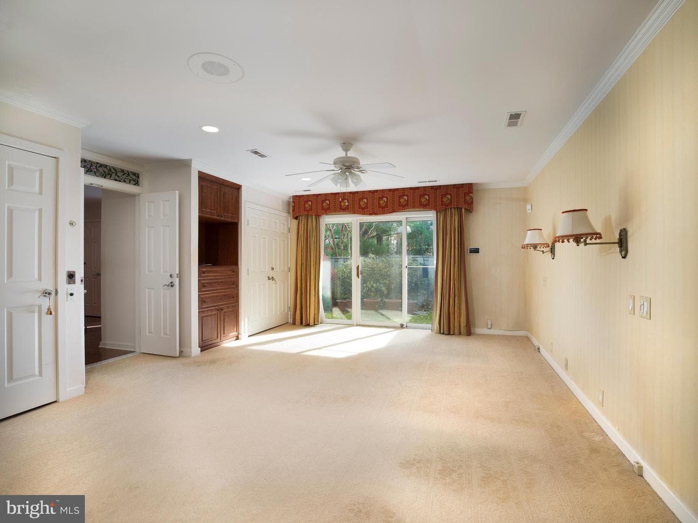 1270 Round Hill Road photo 22
