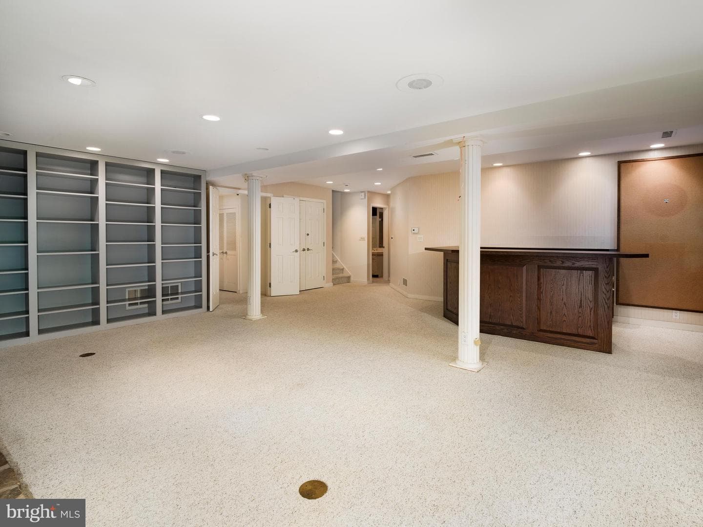 1270 Round Hill Road photo 36