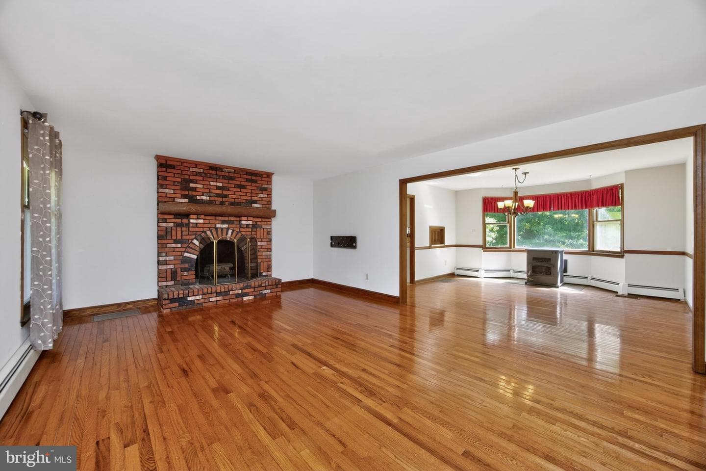 645 Landis Road photo 12