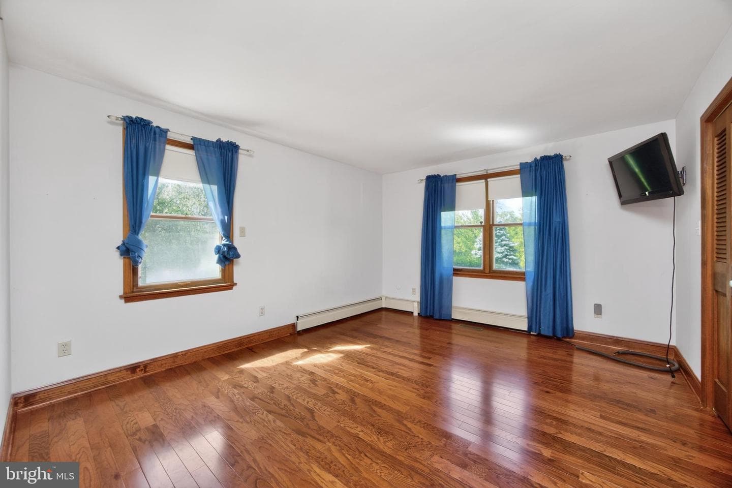 645 Landis Road photo 18