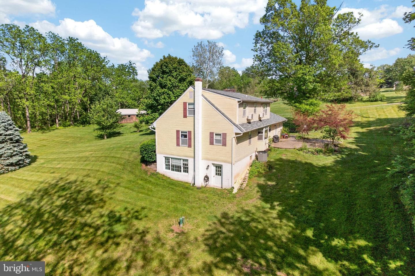 645 Landis Road photo 29