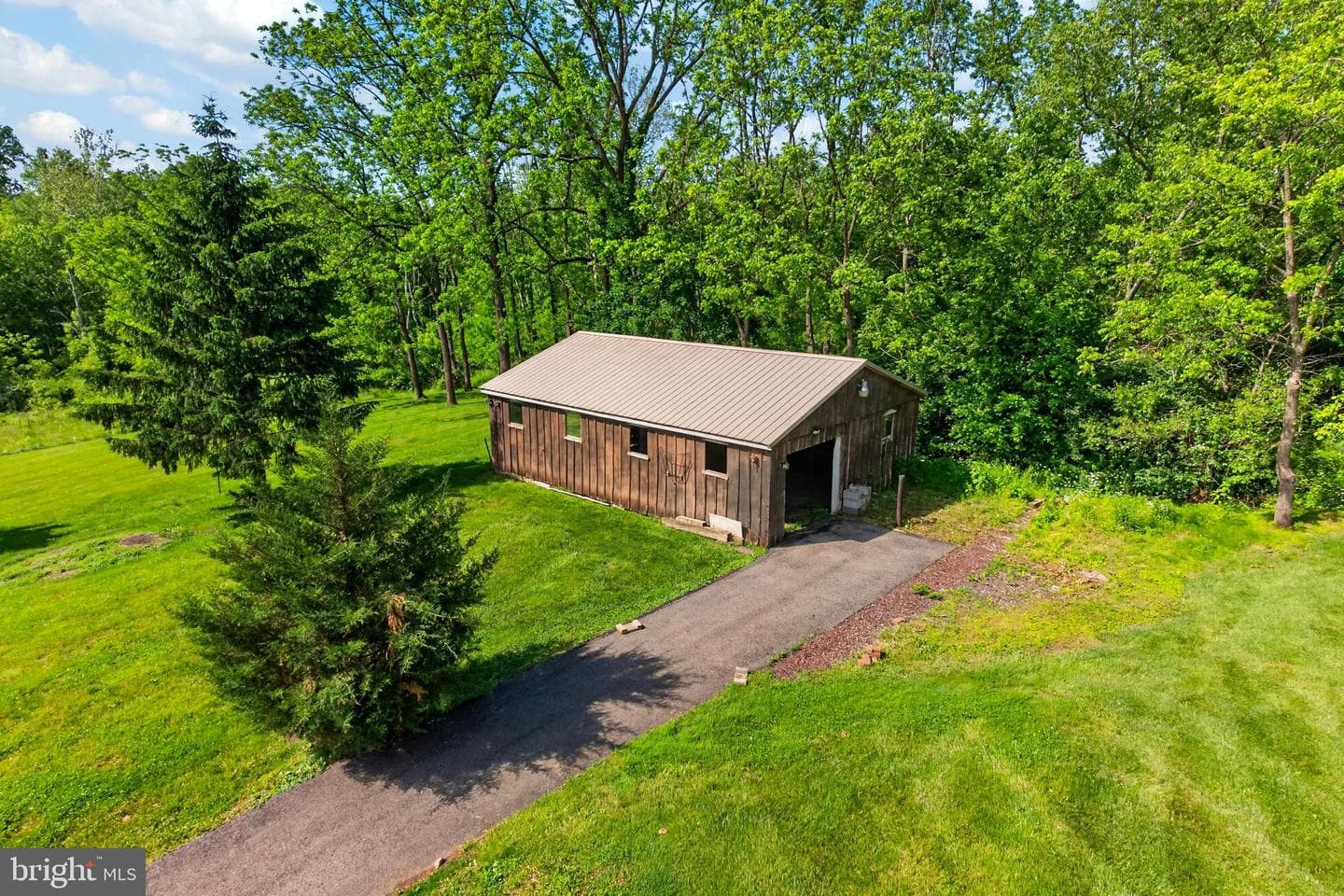 645 Landis Road photo 30