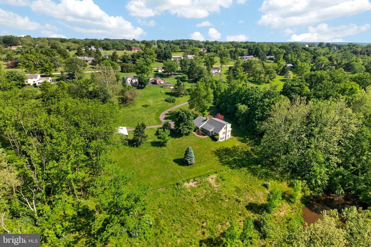 645 Landis Road photo 40