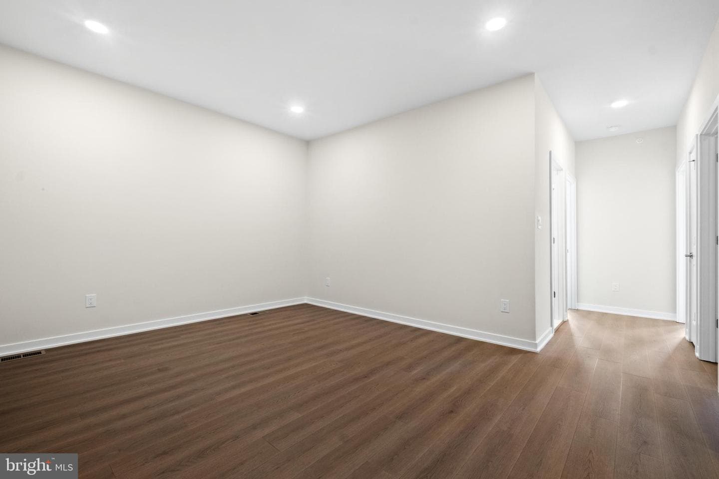 217 River Trail Circle photo 32