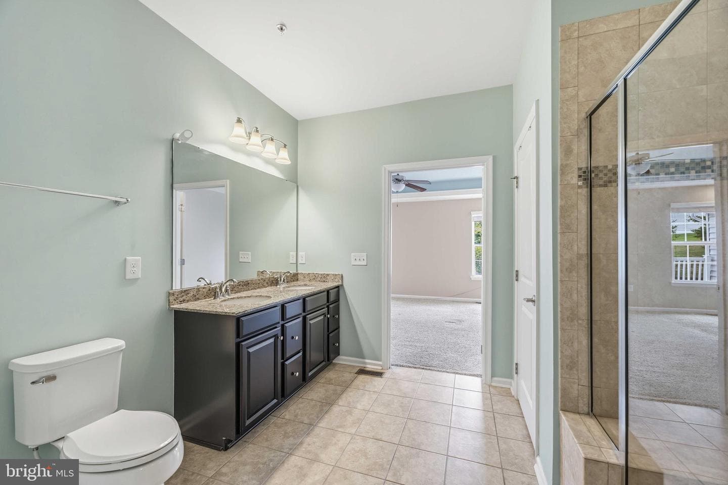 860 Reynards Run photo 34