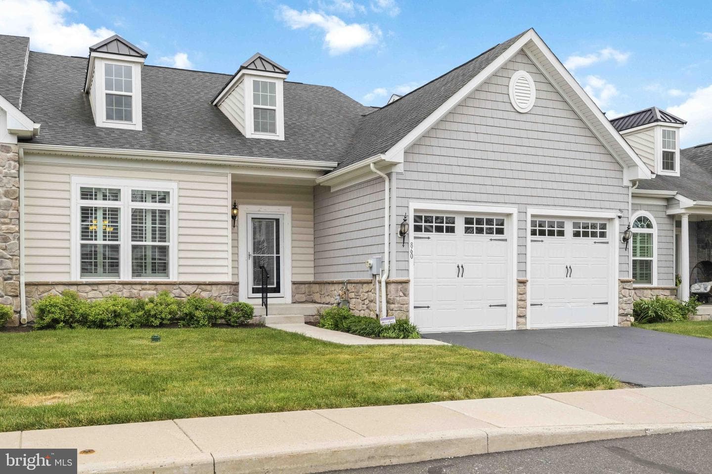 860 Reynards Run photo 7