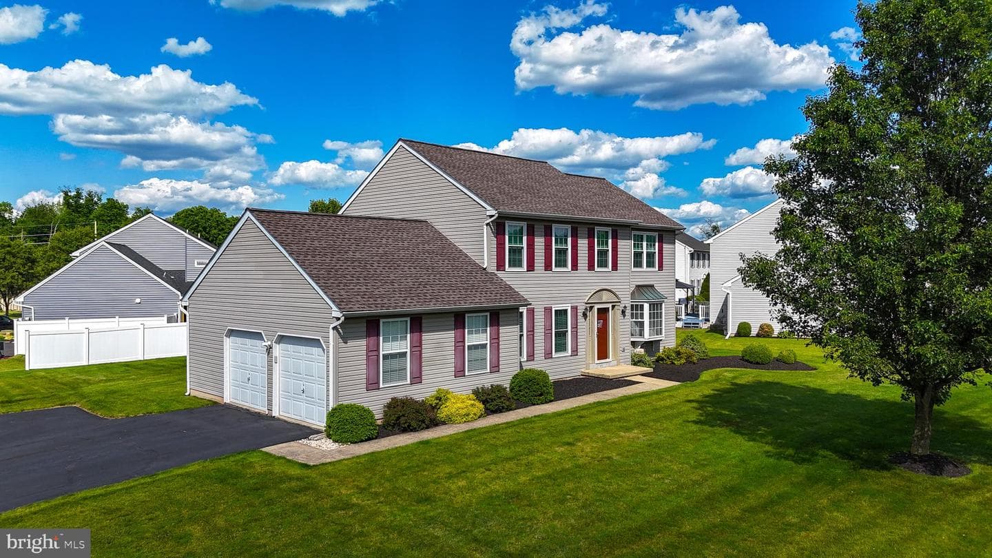102 Noble Lane photo 40