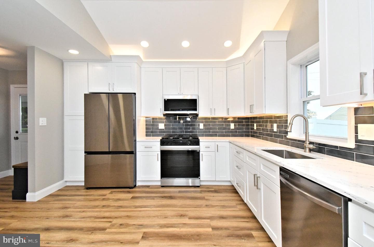 306 Independence Road photo 14