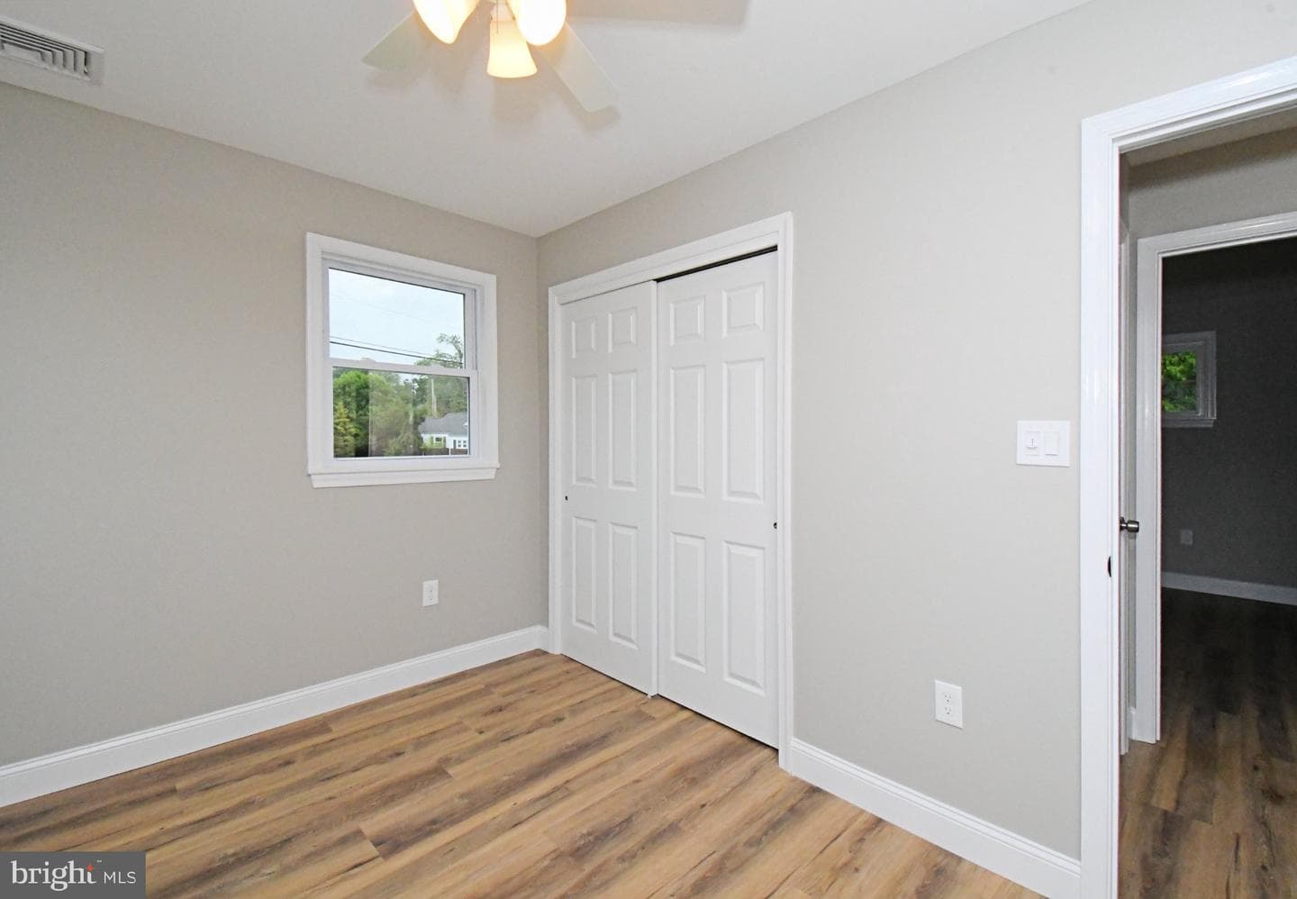 306 Independence Road photo 23