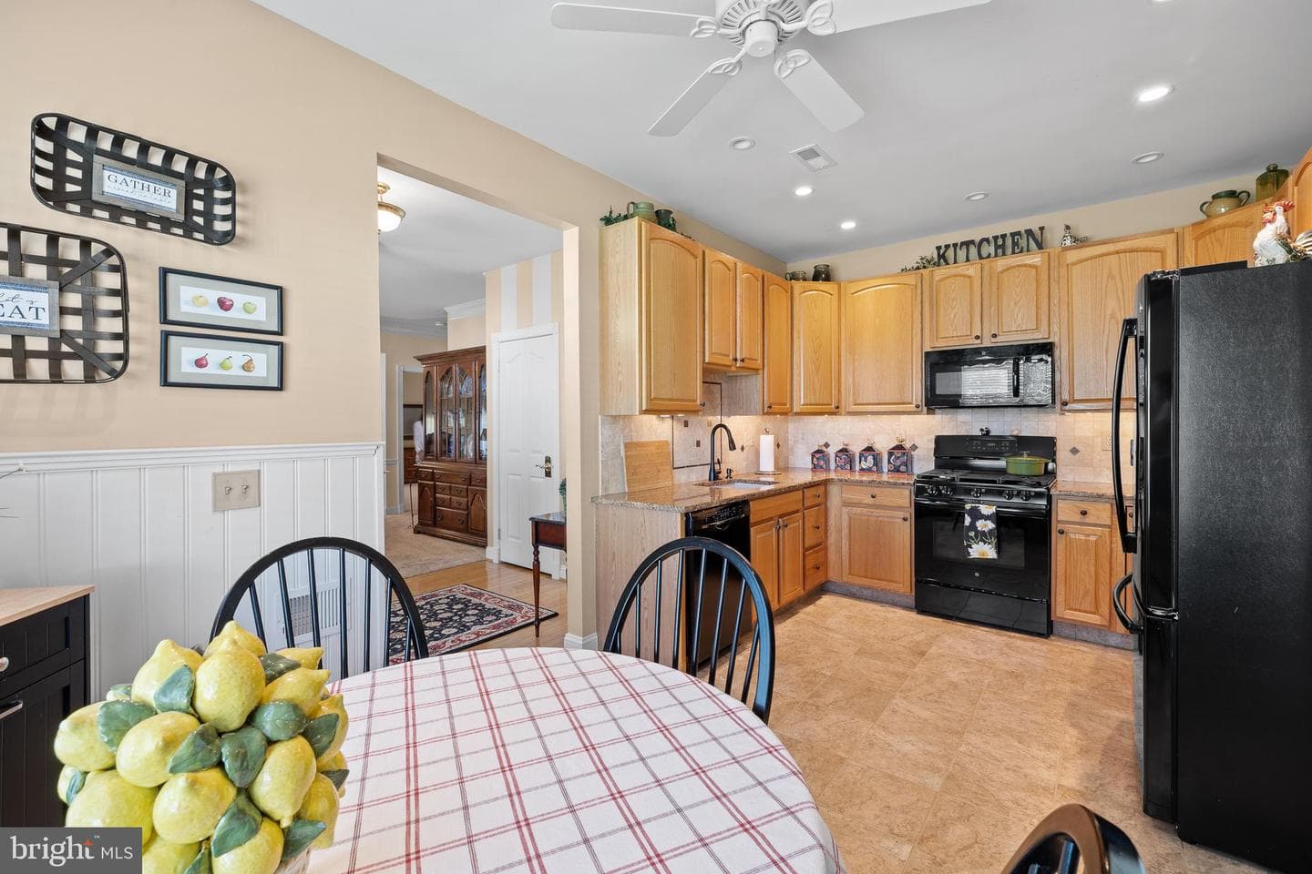 1570 Tarrington Way photo 15
