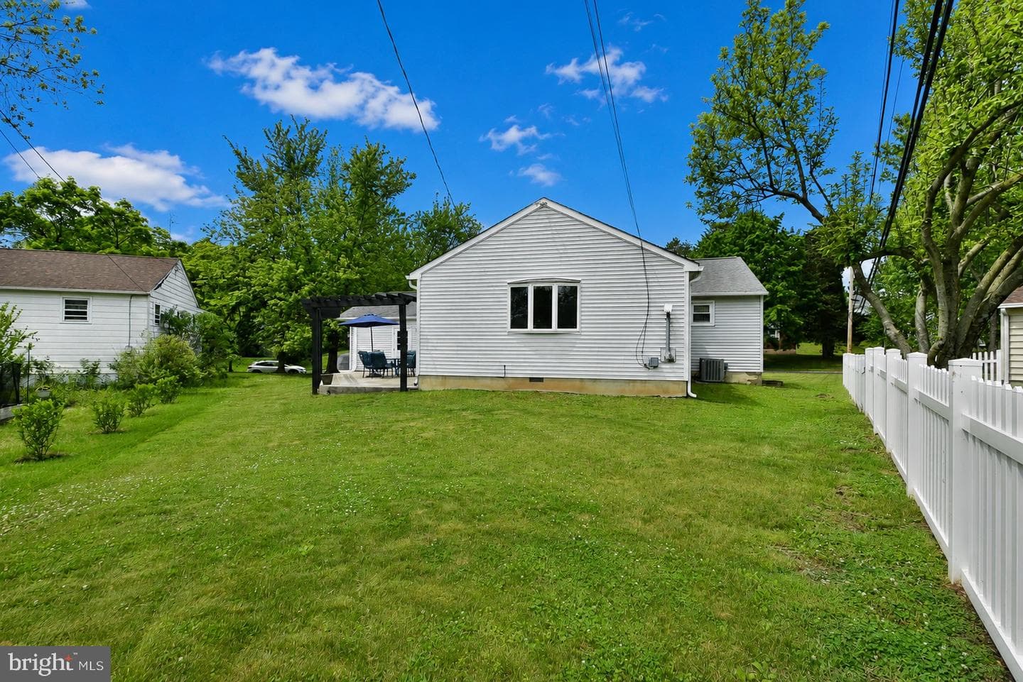 3875 Lukens Lane photo 3
