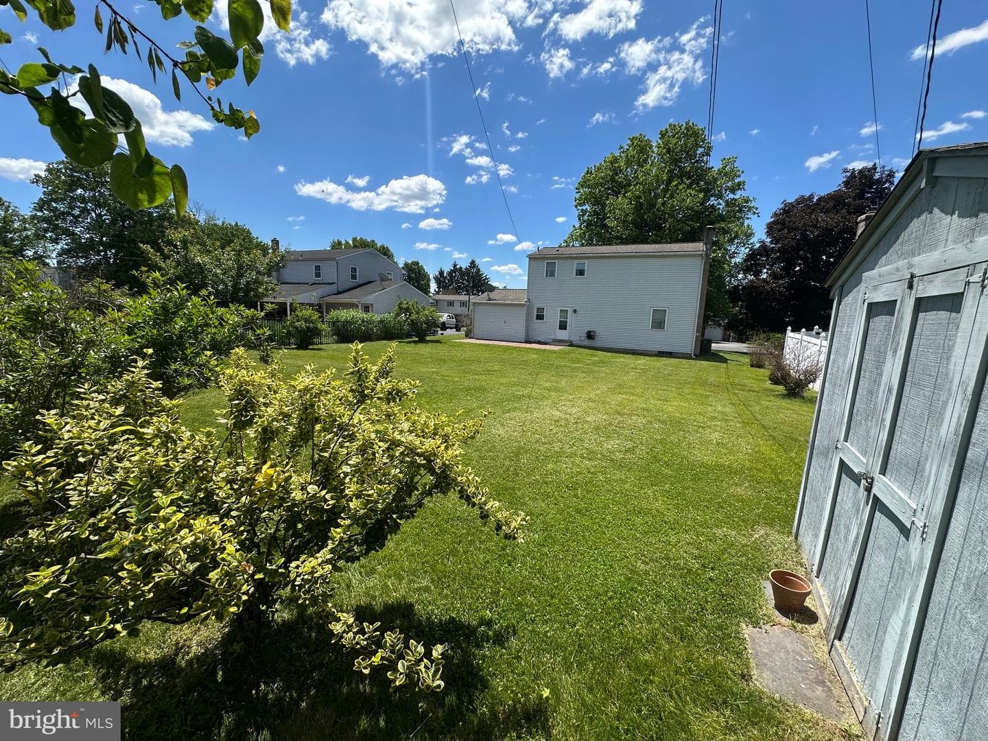 1010 Lake Lane photo 4