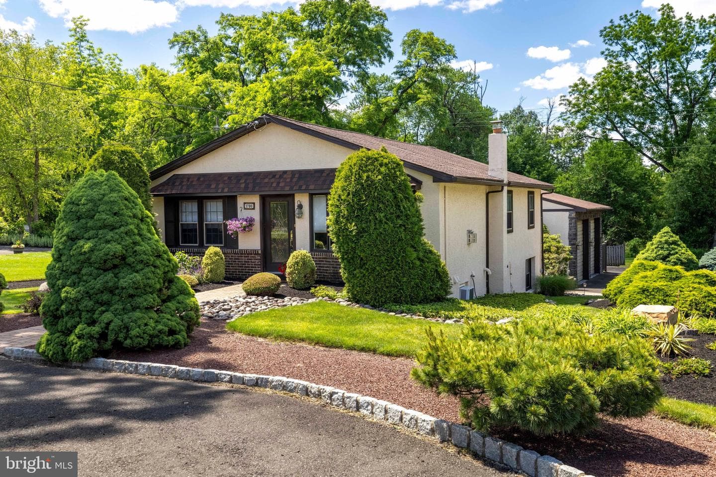 1790 Twining Road photo 1