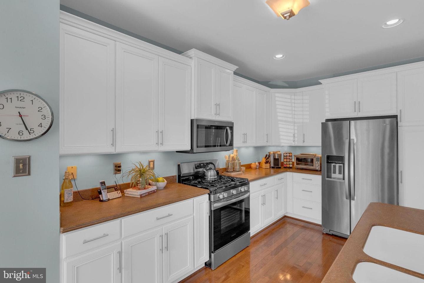 401 W Kennedy Road #209 photo 12