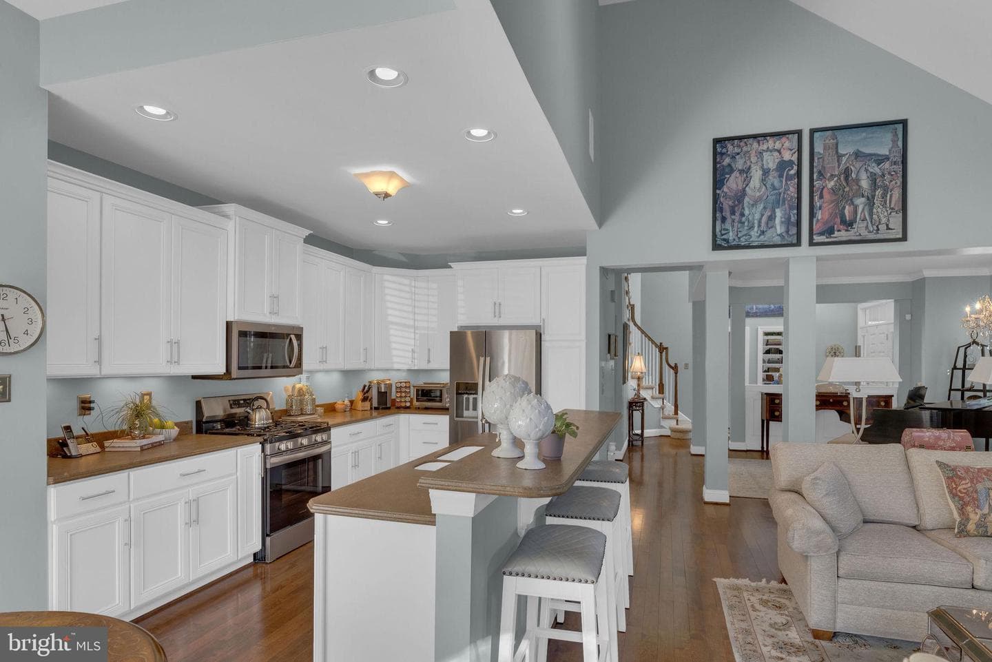 401 W Kennedy Road #209 photo 15