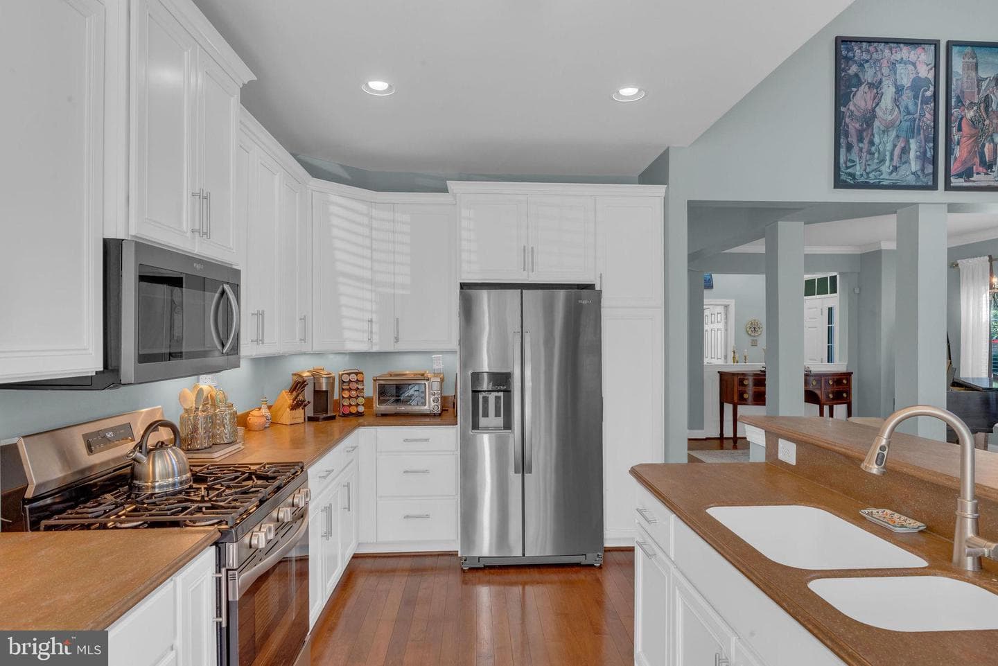 401 W Kennedy Road #209 photo 16