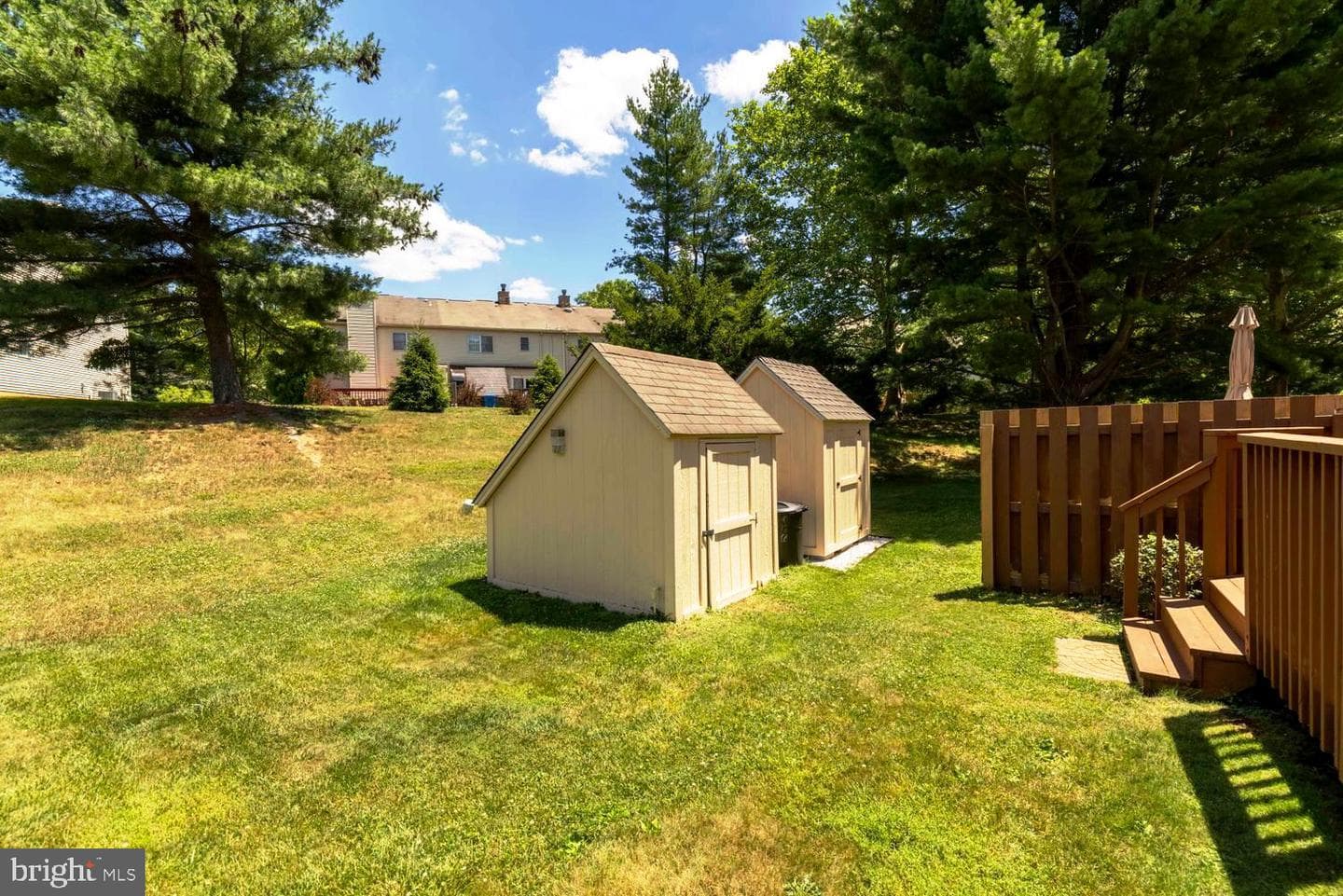 1711 Smedley Court photo 32
